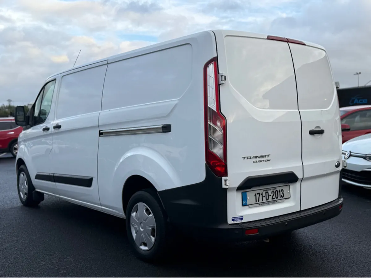 Ford Transit Custom LIMITED EDITION 2.0L DIESEL - - Image 3