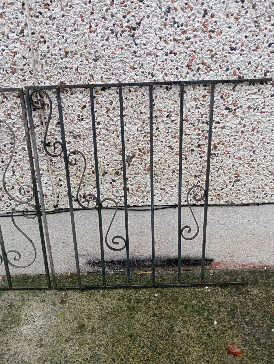 Gates - Image 3