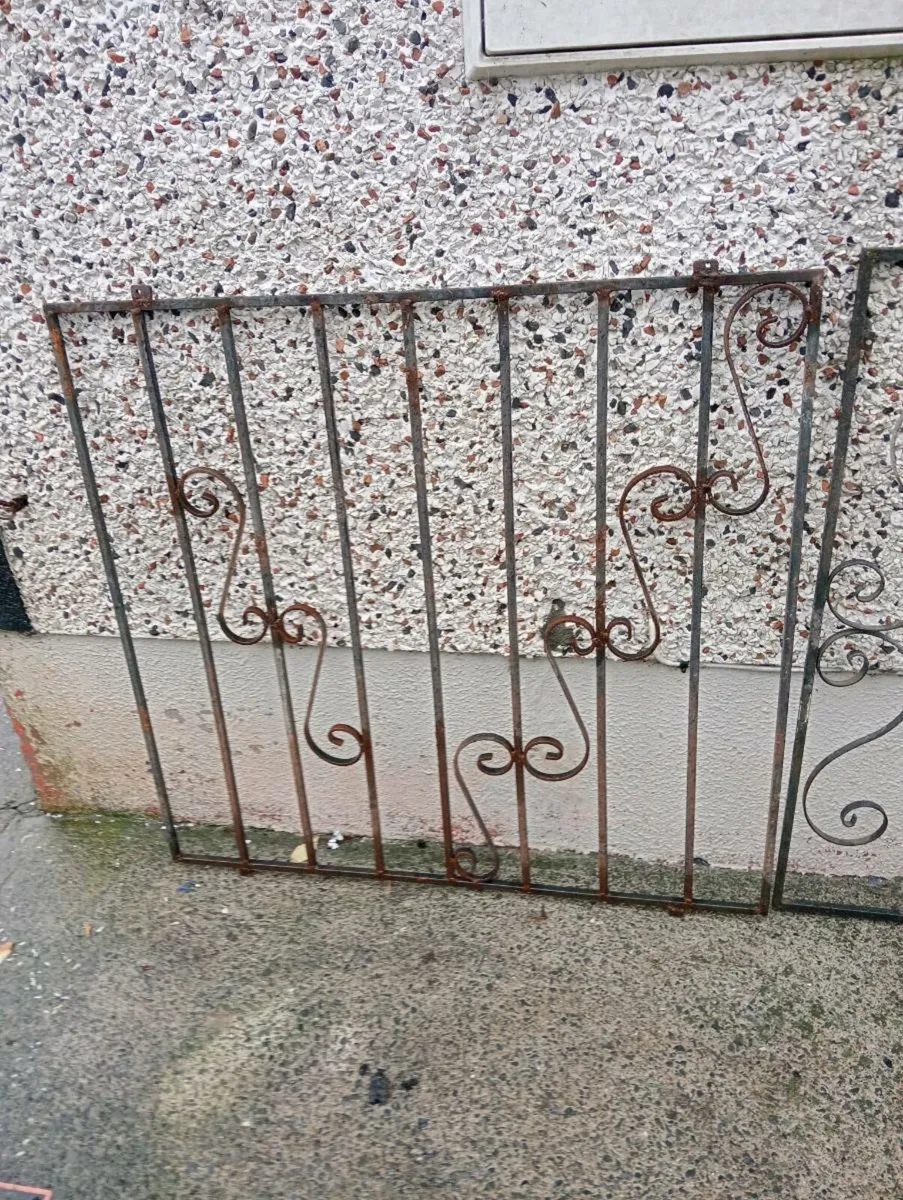 Gates - Image 4