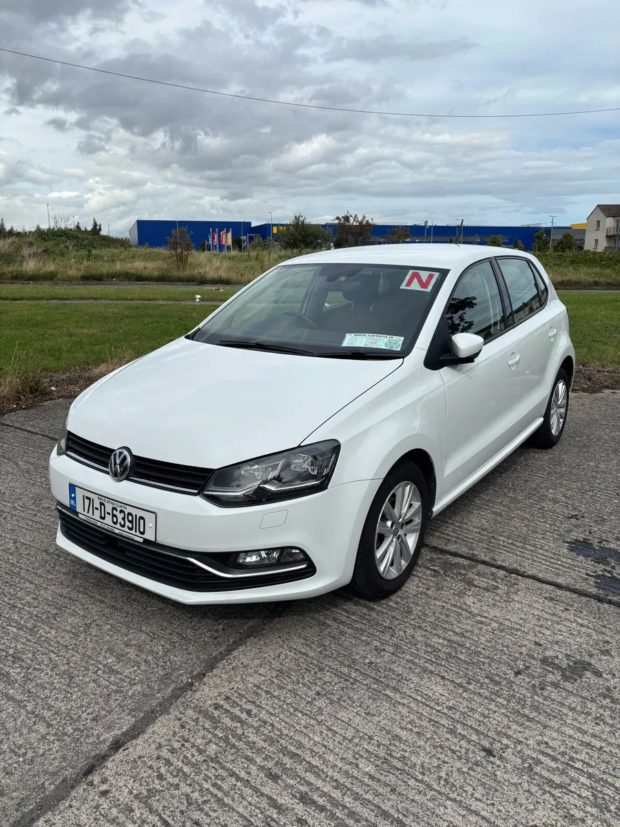 2017 Volkswagen Polo AUTOMATIC - Image 1
