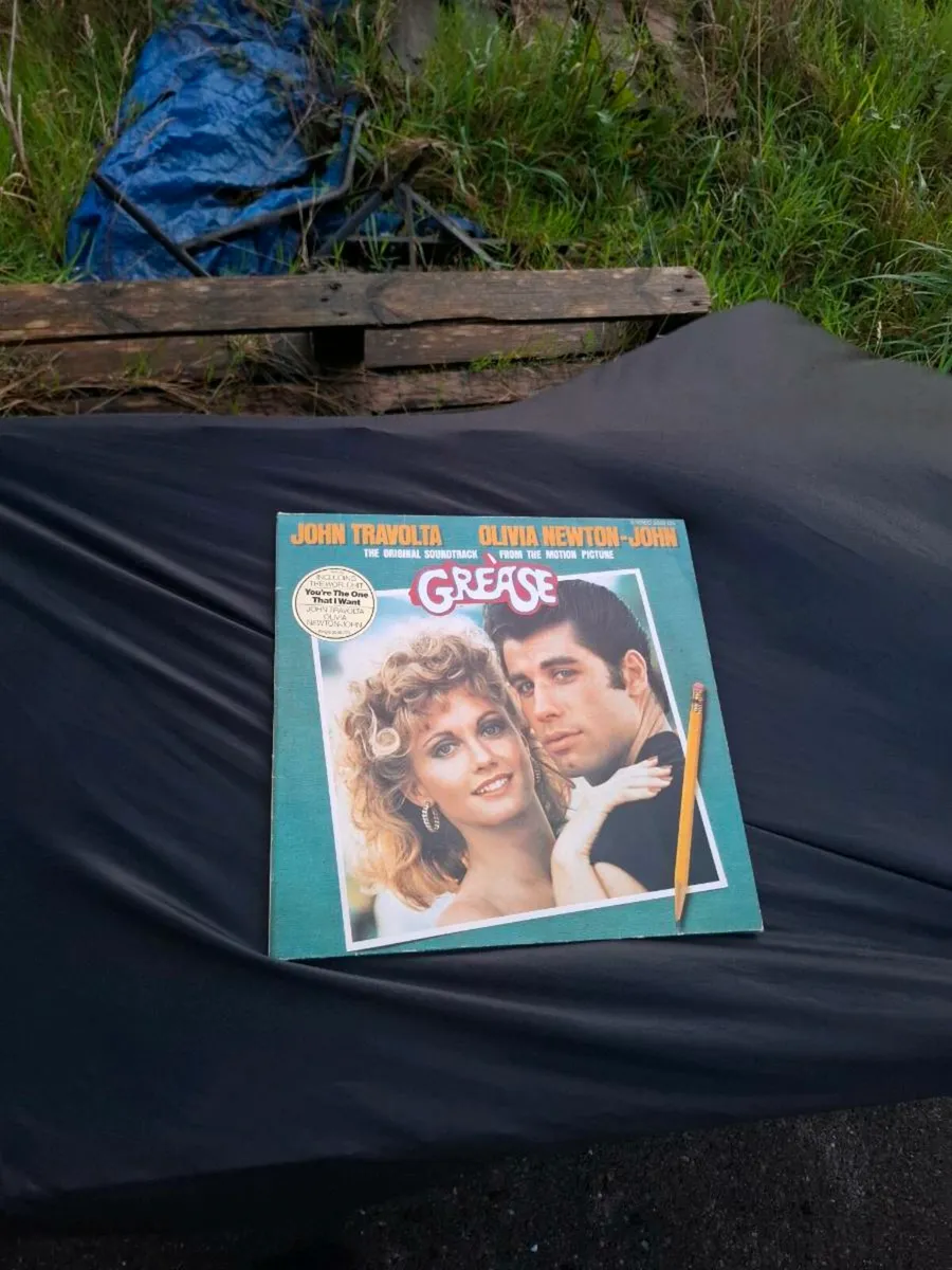 Grease vinyl lp postage possible - Image 1