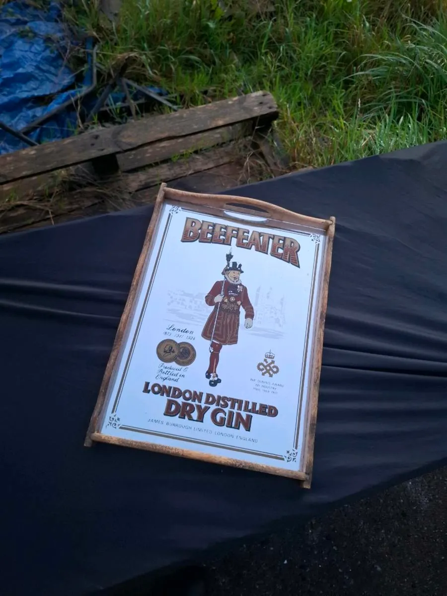 London dry gin mirror tray postage possible