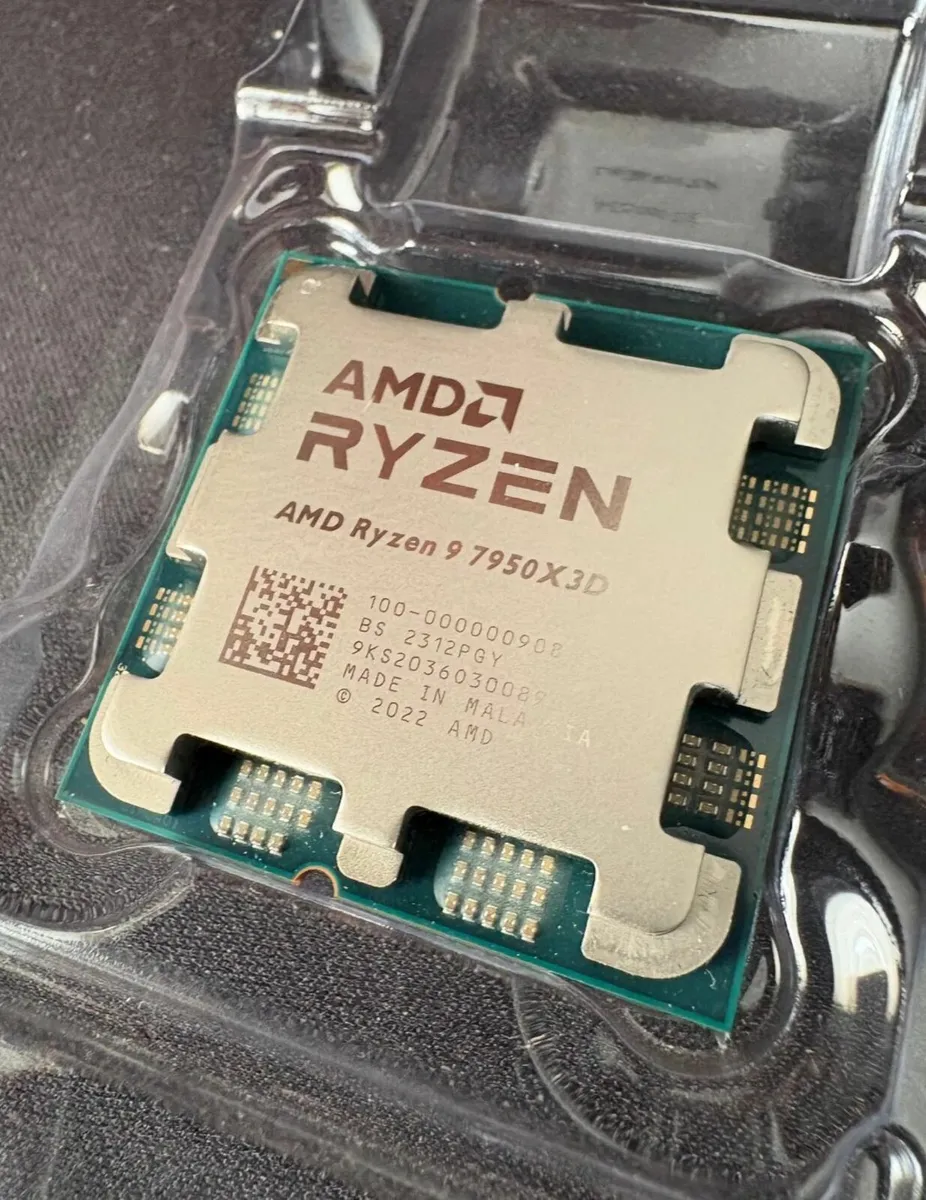 AMD Ryzen 9 7950X3D 4.2 GHz 16-Core Socket AM5 - Image 2