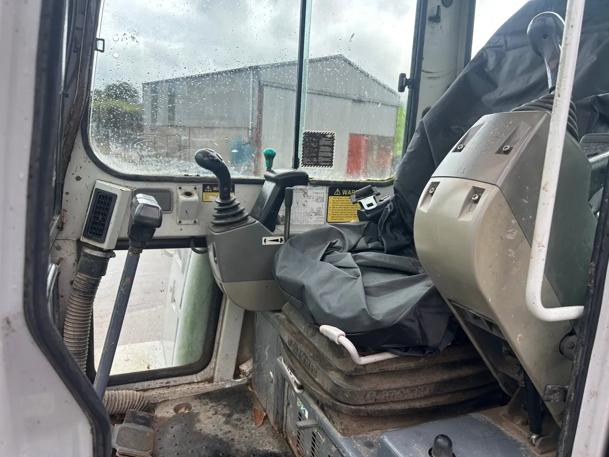 Takeuchi TB125 - Image 2