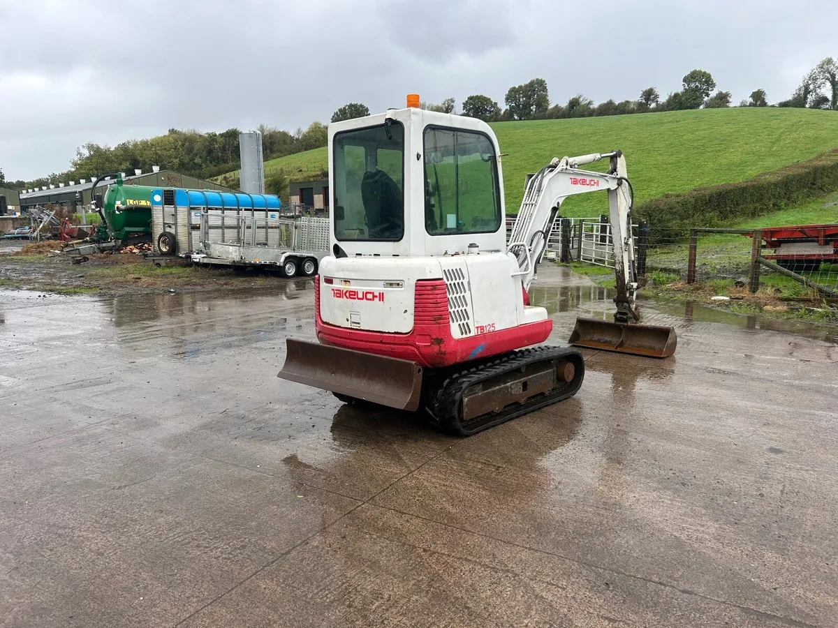 Takeuchi TB125 - Image 4