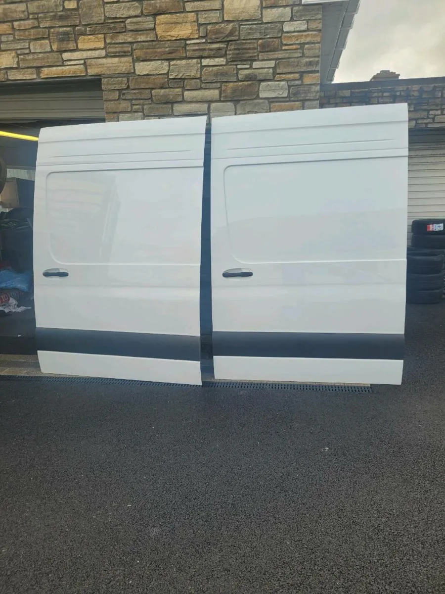 2025 mercedes sprinter sliding door new - Image 2
