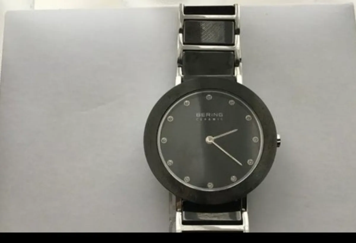 Ladies Watch - Image 1