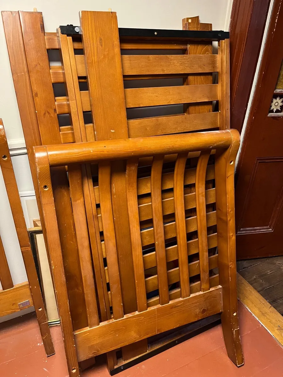Toddler bed wood - Image 2