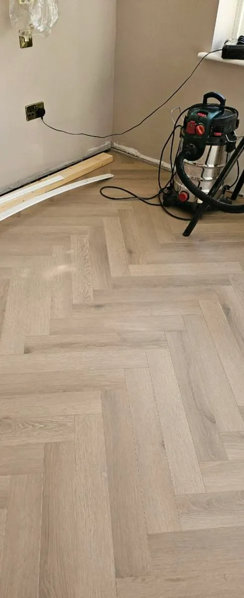 Carpenter - Image 2
