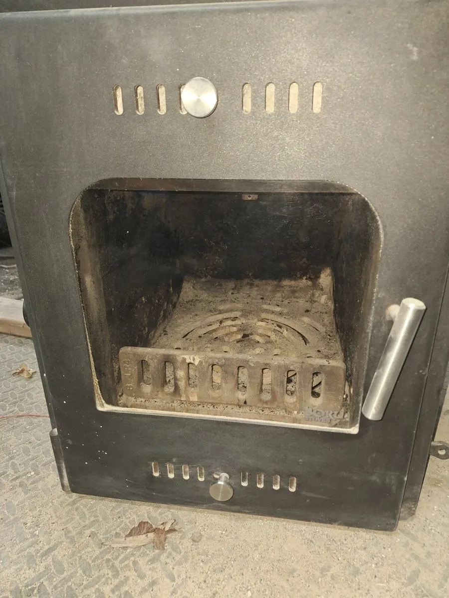 Boru Chieftain inset boiler stove - Image 1