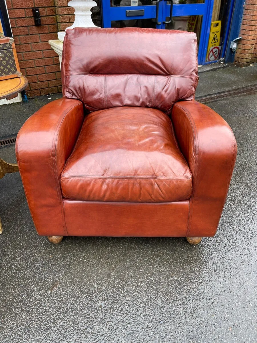 Matching pair French 🇫🇷 club chairs - Image 2