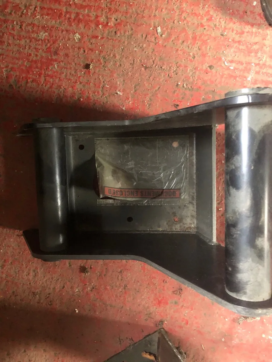CRADLES - Image 3
