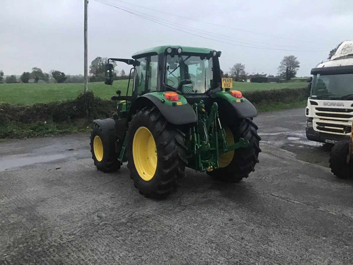 John Deere 6120M - Image 4