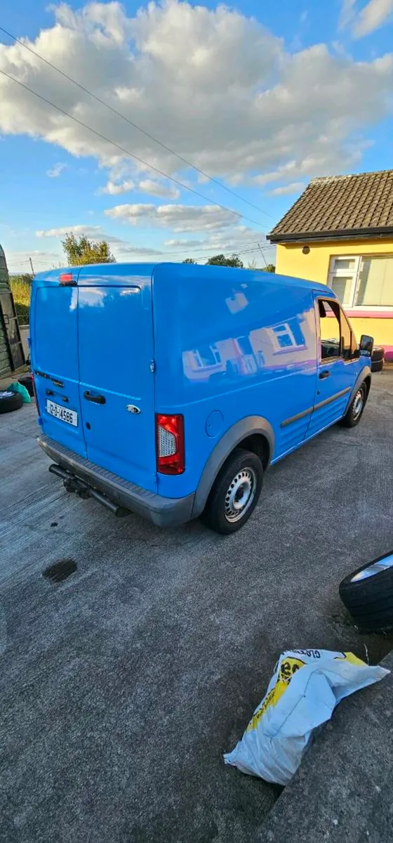 Ford Transit Connect - Image 2