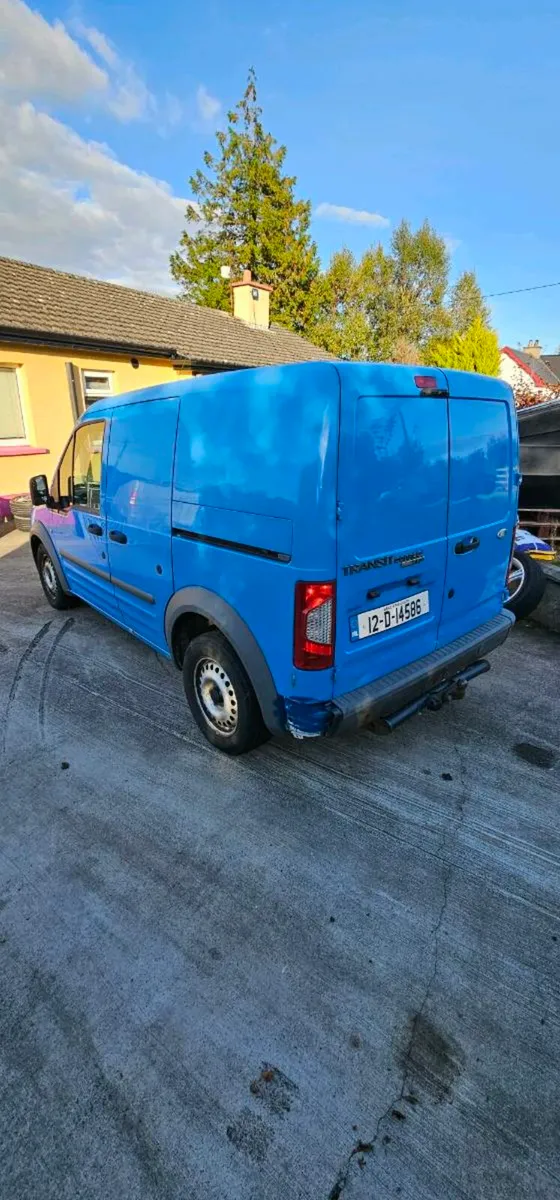 Ford Transit Connect - Image 4