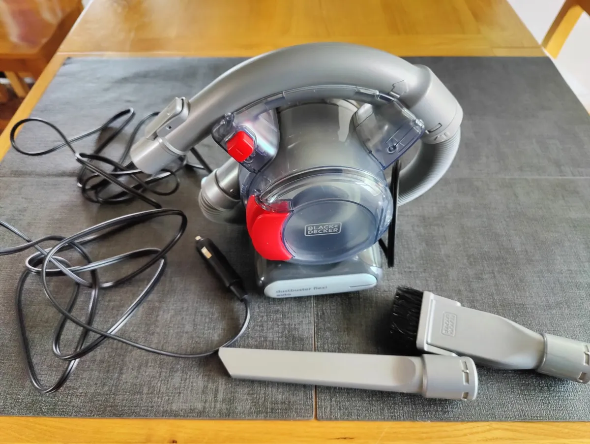 Black & Decker 12V Dustbuster Flexi Car Vacuum - Image 2