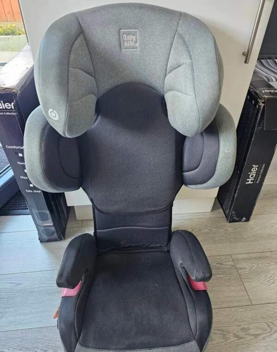 Iso fix car seat - Image 3