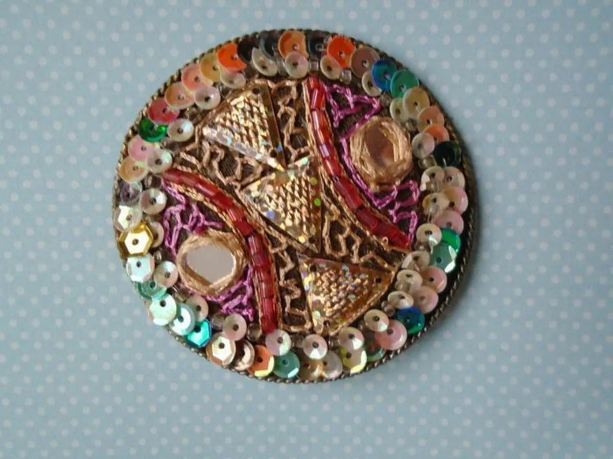 Brooch, Jewellery, - Image 1