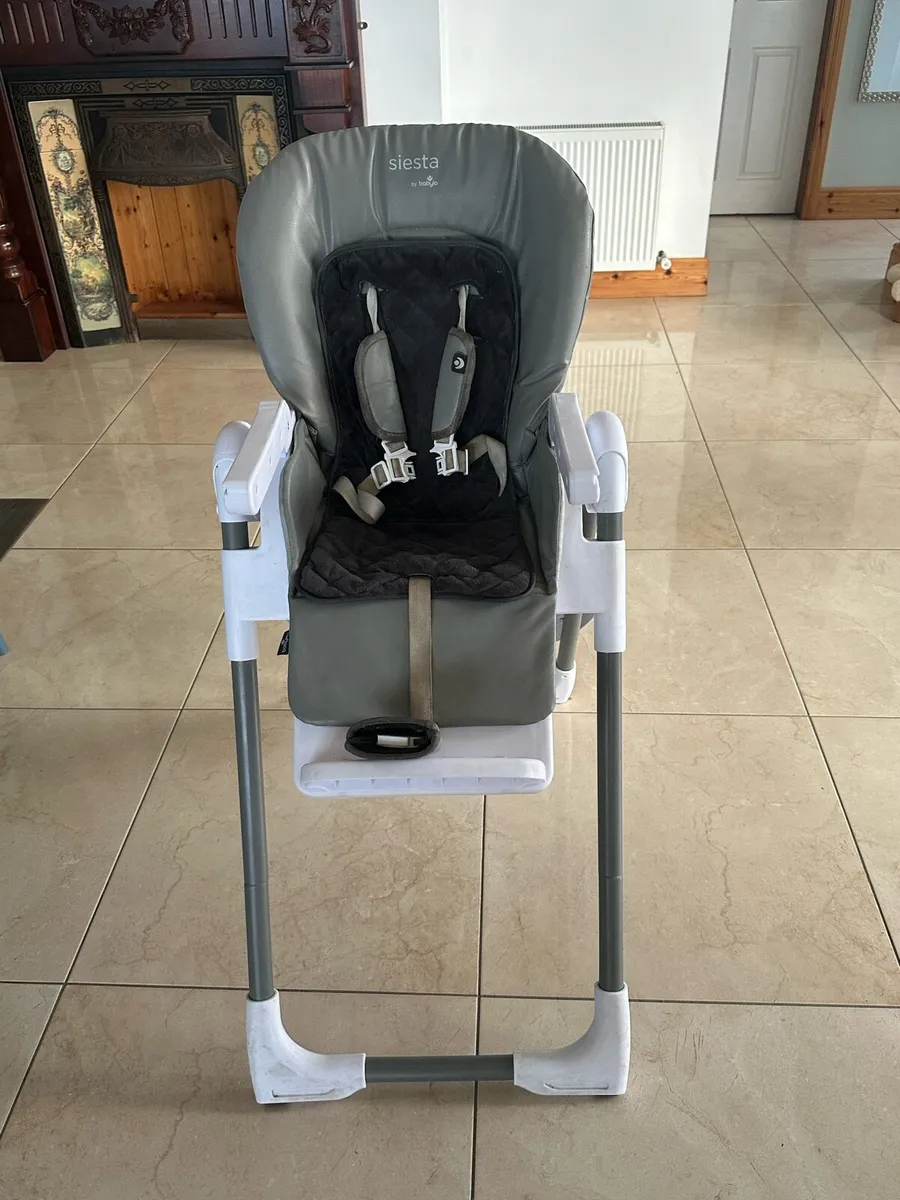 Highchair - Image 1