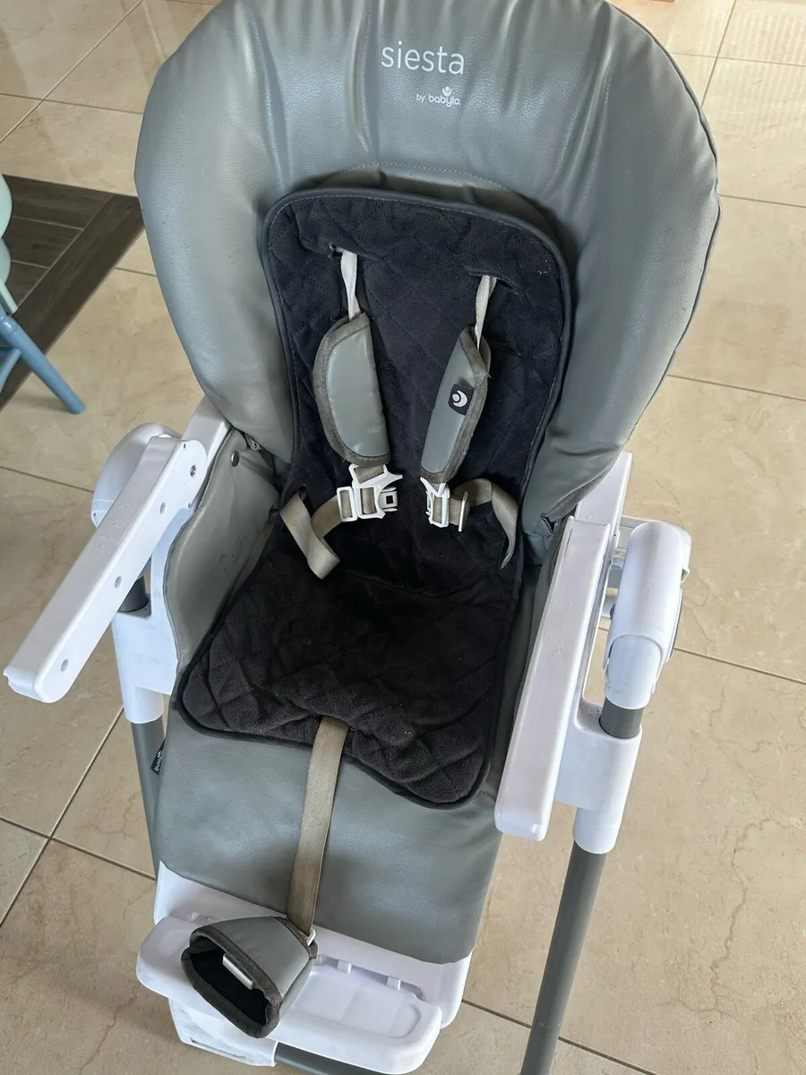 Highchair - Image 2