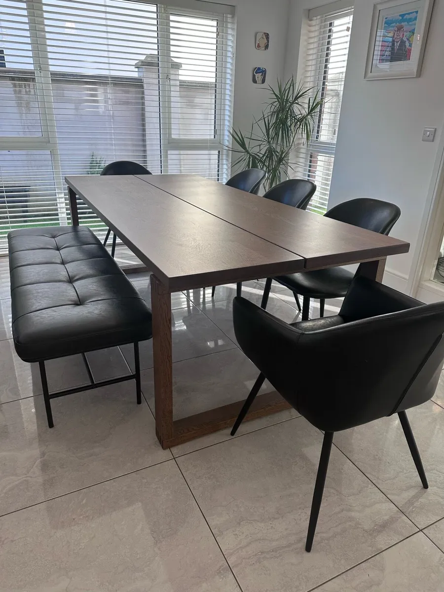 Dining table and chairs set - Image 1