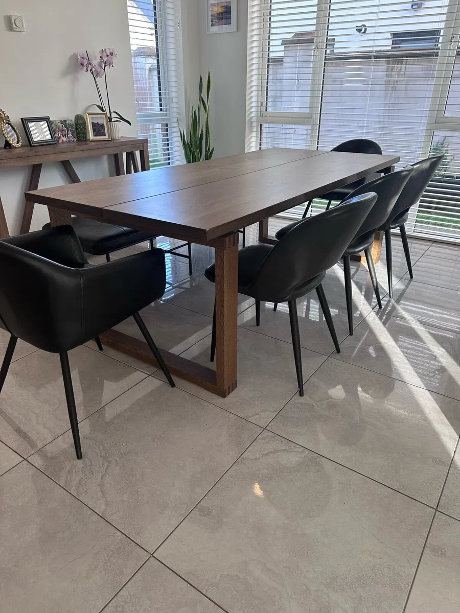 Dining table and chairs set - Image 3