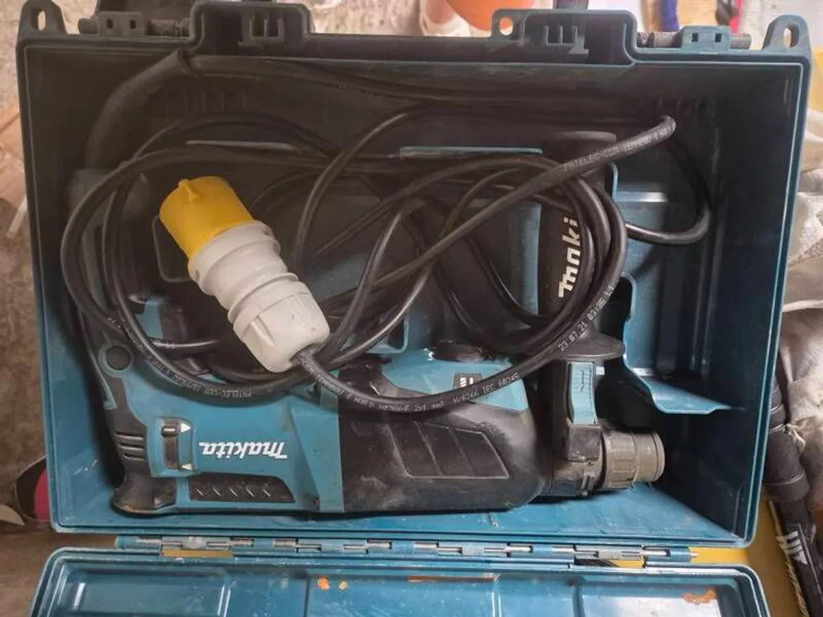 loncin A series generator 8000 two cobra reels 9mm and 6mm  300.   Makita  sds  100 - Image 4