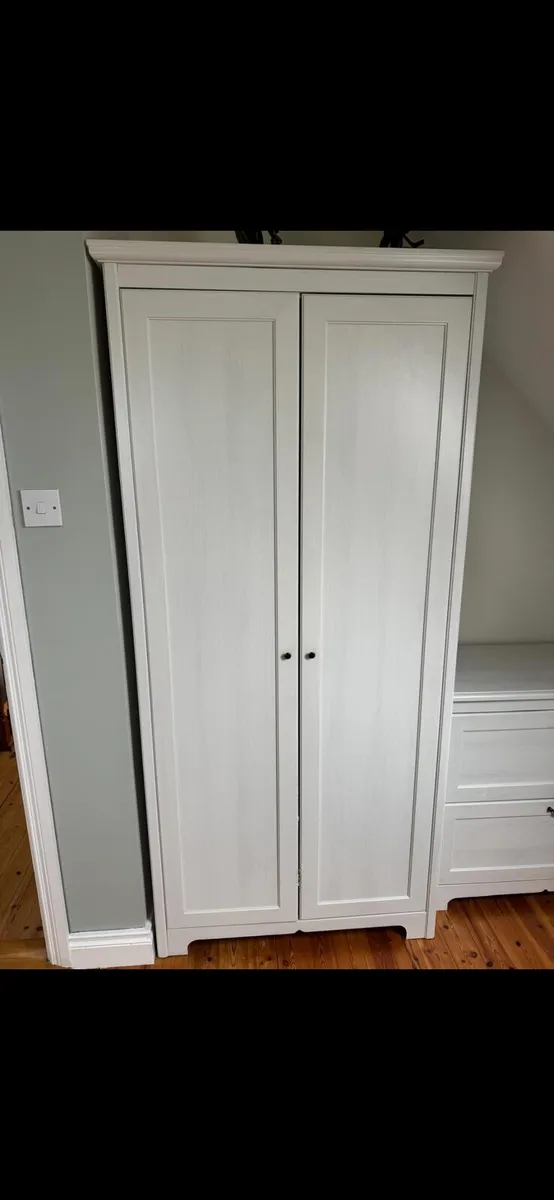 Bedroom - Image 1