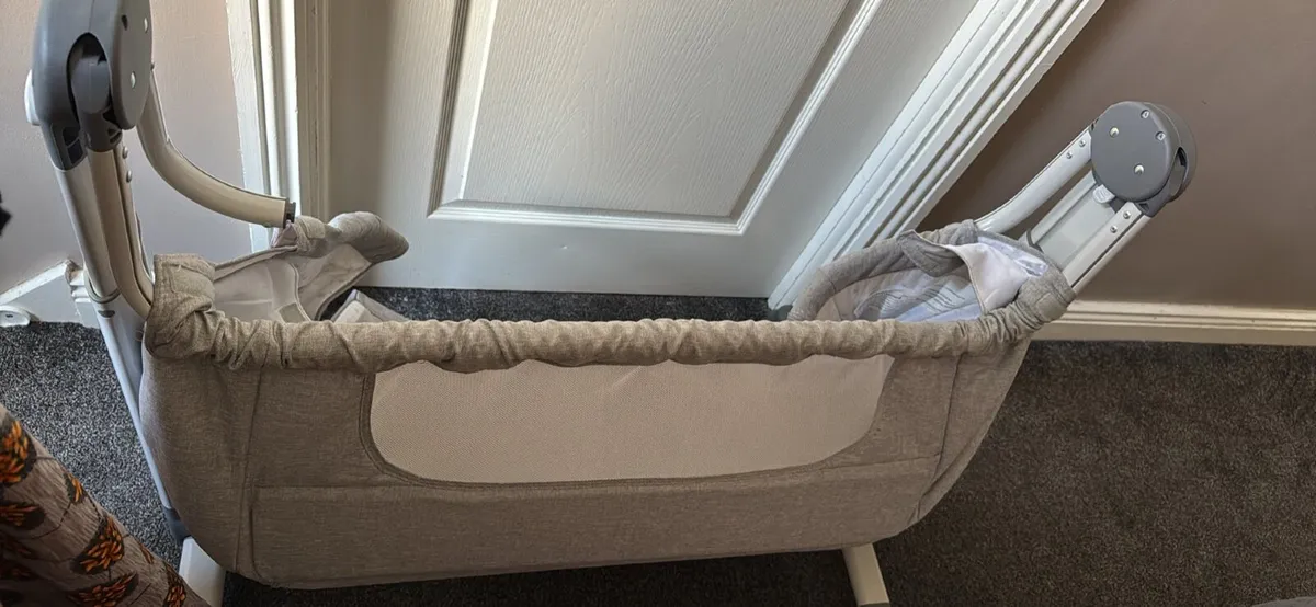 Baby crib - Image 4
