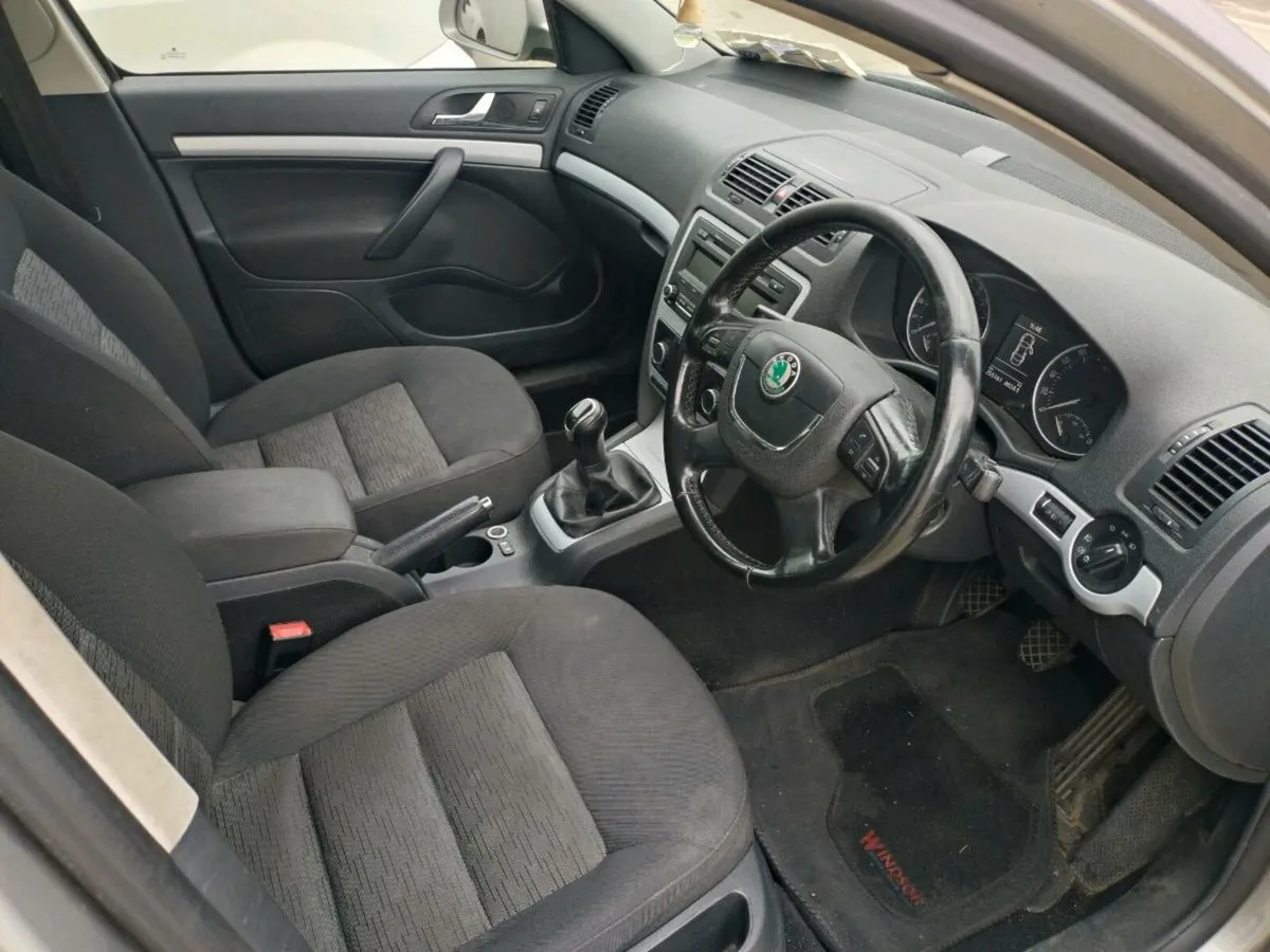 Skoda Octavia 1.6 TDI Estate NCT 07-2026 - Image 3