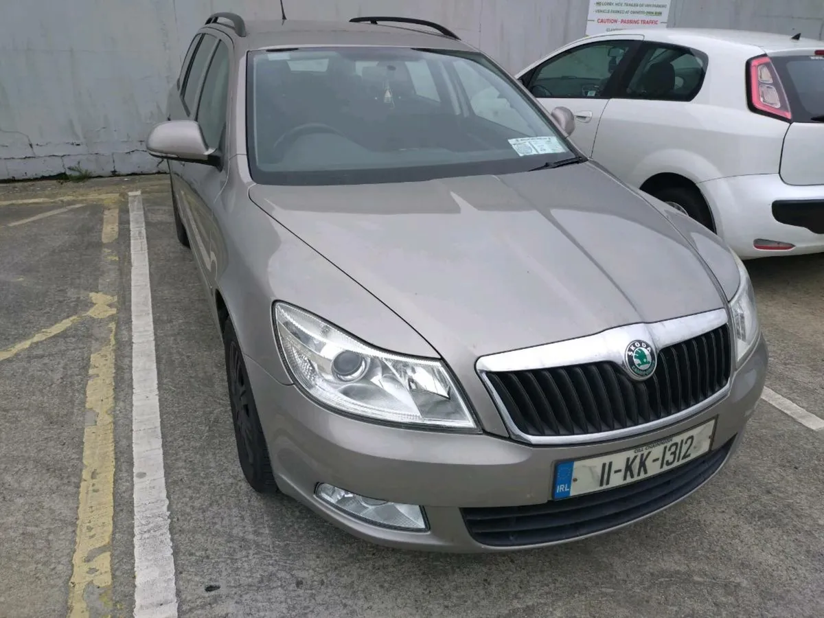 Skoda Octavia 1.6 TDI Estate NCT 07-2026 - Image 1