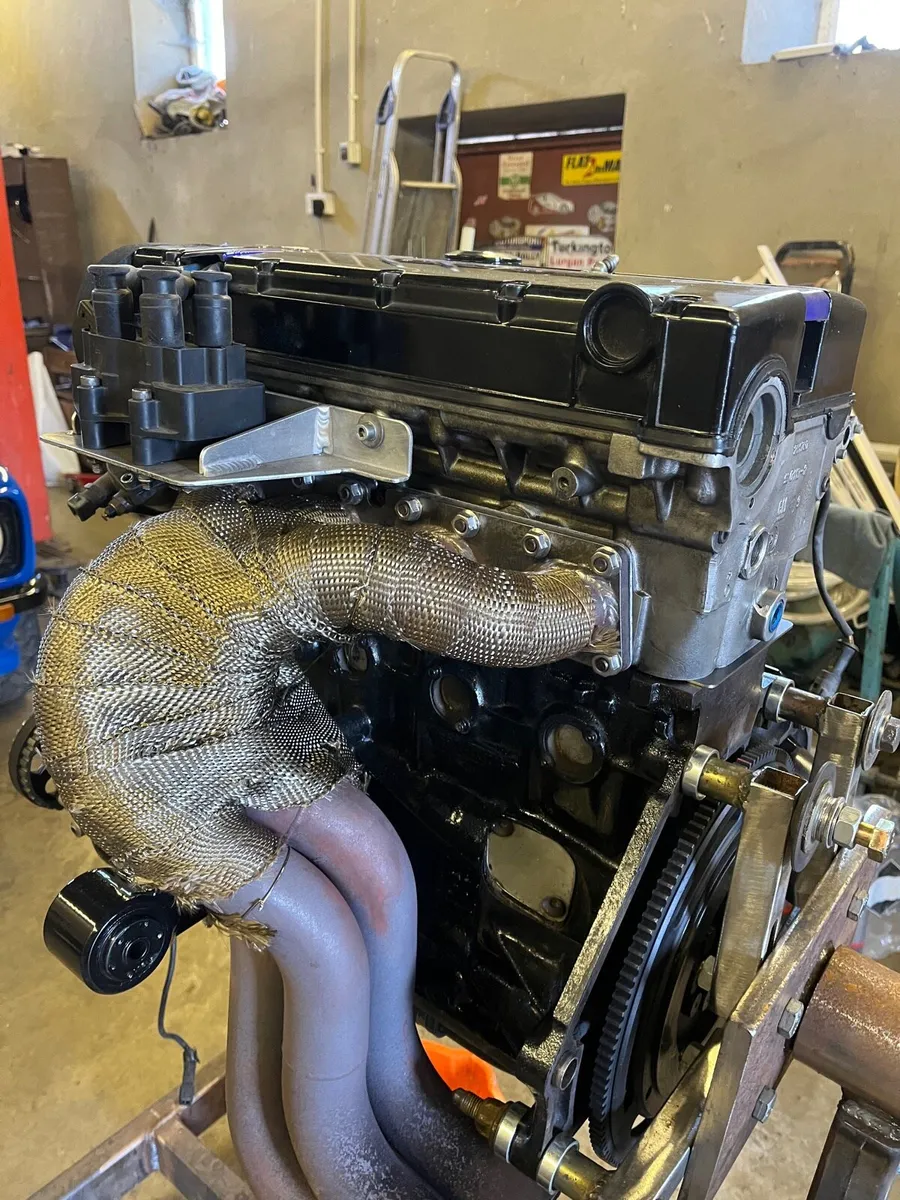Rally car engine 2.0 Vauxhall xe - Image 2