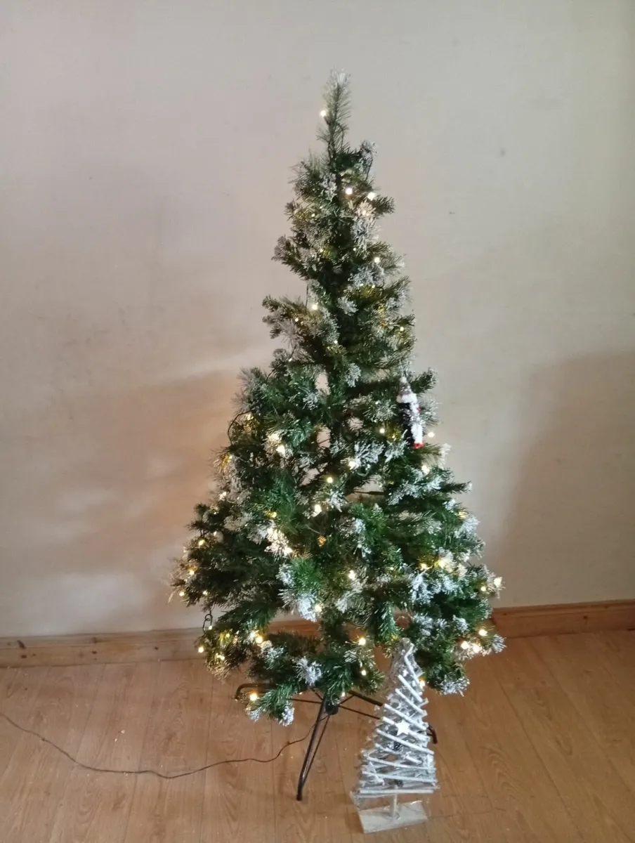 6ft Pre-Lit green Snow Christmas Tree - Image 1