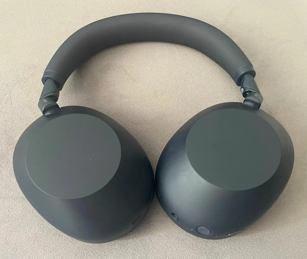 Sony WH1000XM6 Midnight Blue headphones - Image 1