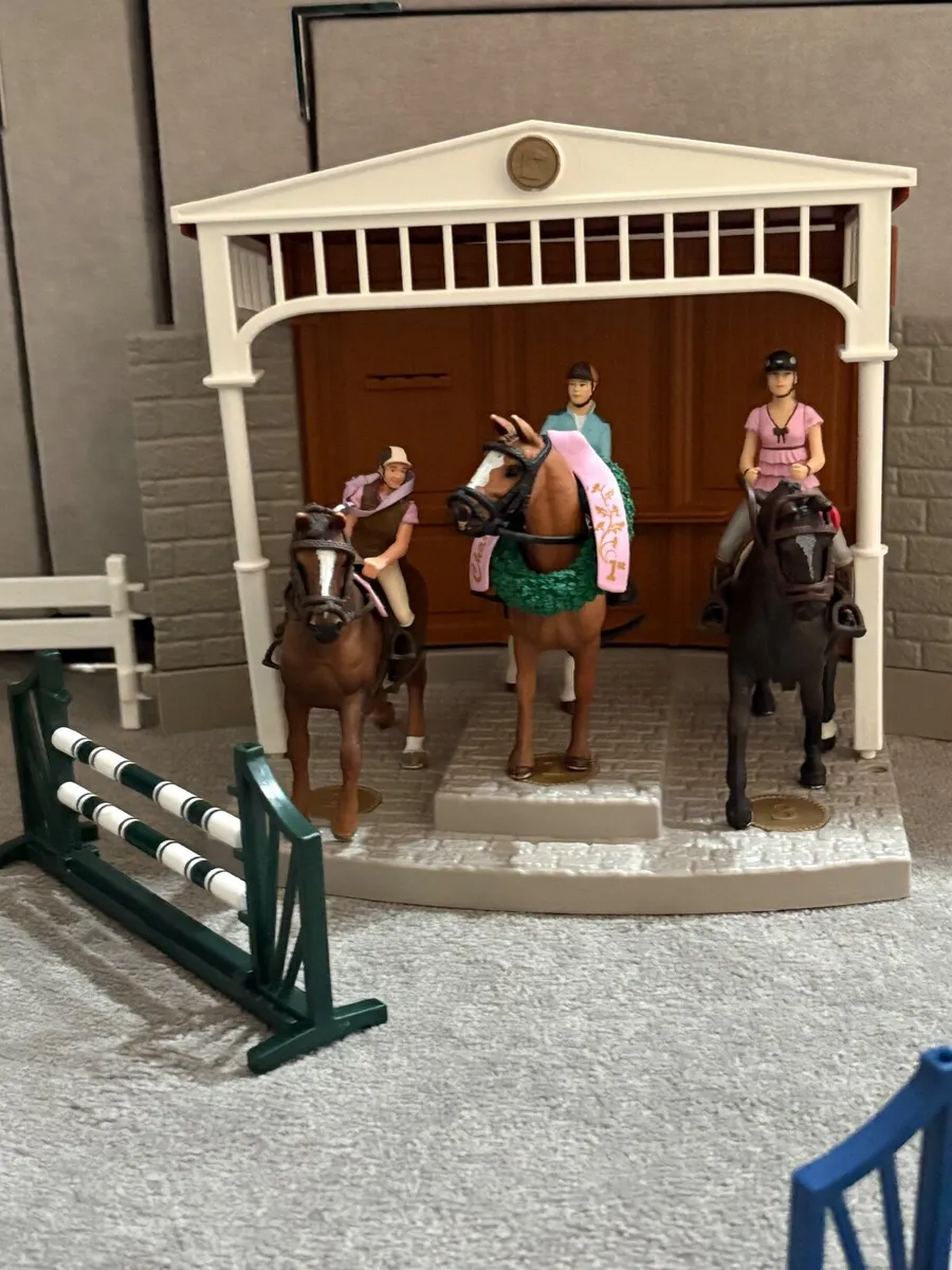 Schleich showjumping arena - Image 2
