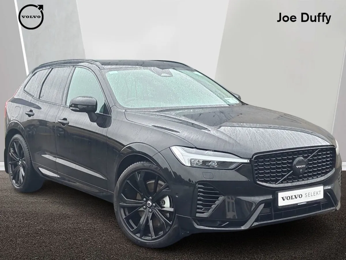 Volvo XC60 T6 AWD Phev Ultra Black Edition - Image 1