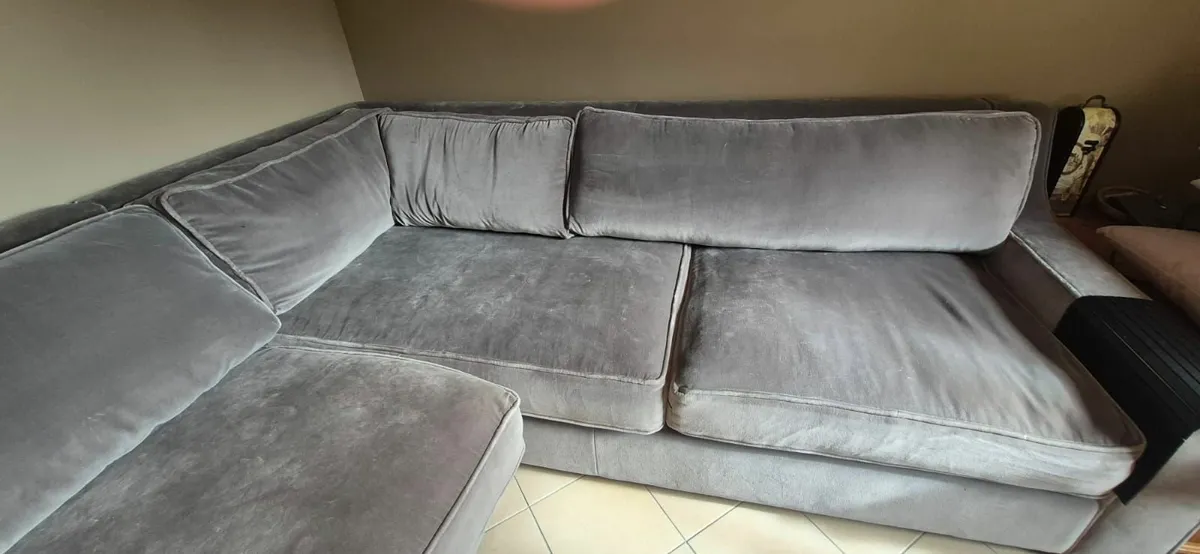 Sofa - Image 4