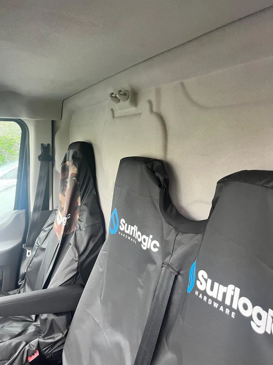 Bulkhead & other parts (Ford Transit T350 2022) - Image 2