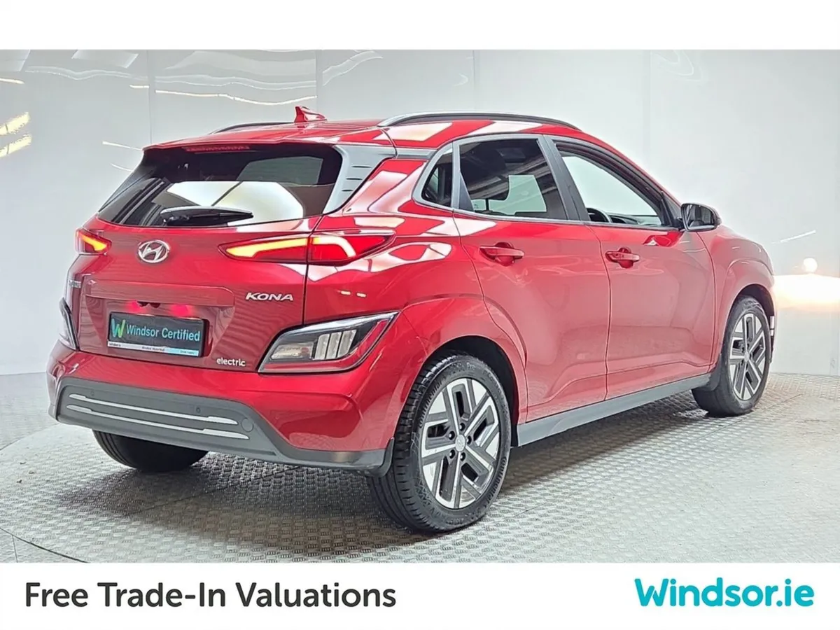 Hyundai Kona EV Premium 64 kWh - Image 3