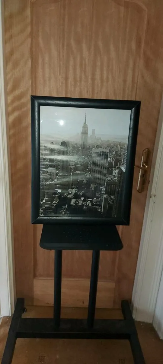 Vintage Downton New York City Skyline. - Image 1