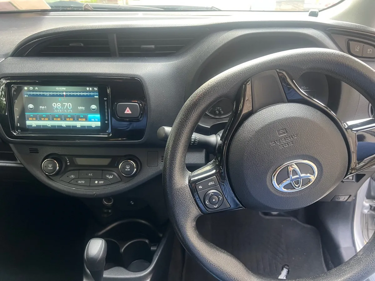 Toyota Vitz  2019/ 1.5  hybrid, warranty - Image 4