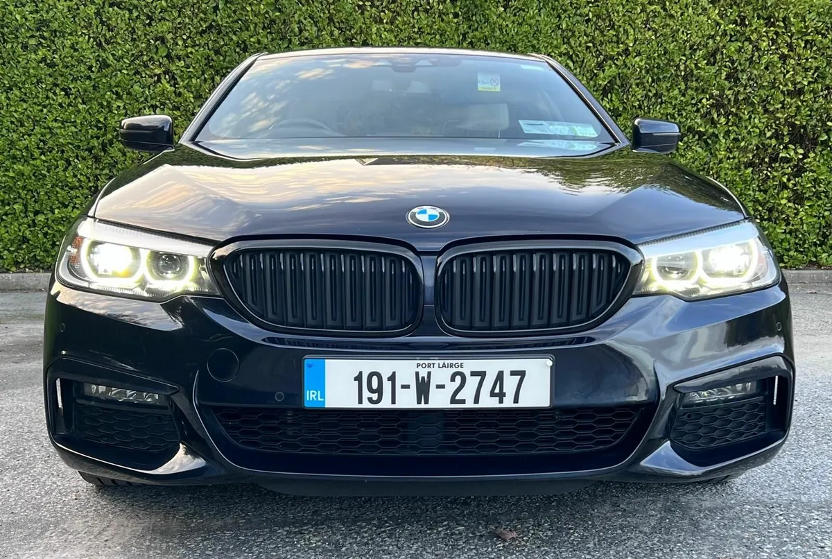 Mint BMW 530e M Sport iPerformance Saloon Hi Spec - Image 3