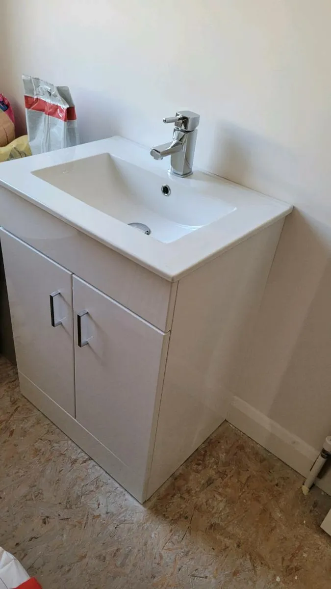 Sinks - Image 1
