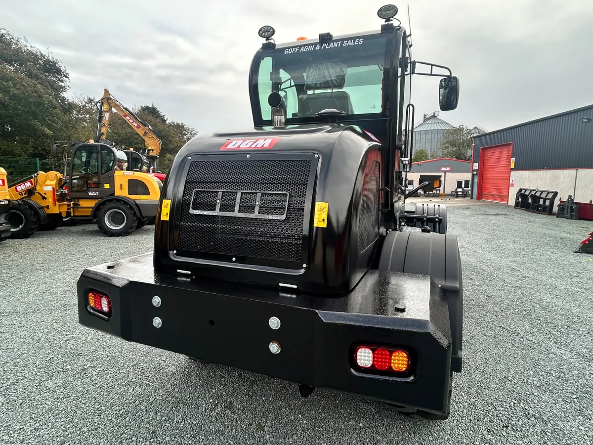 New DGM 920Pro loader - Image 4