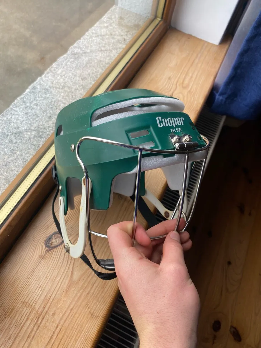 Cooper hurling helmet - Image 1