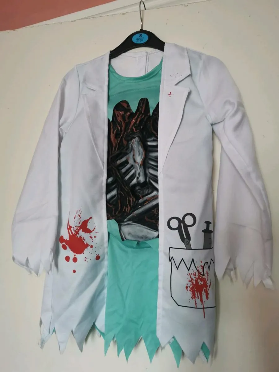 Halloween costume - Image 1
