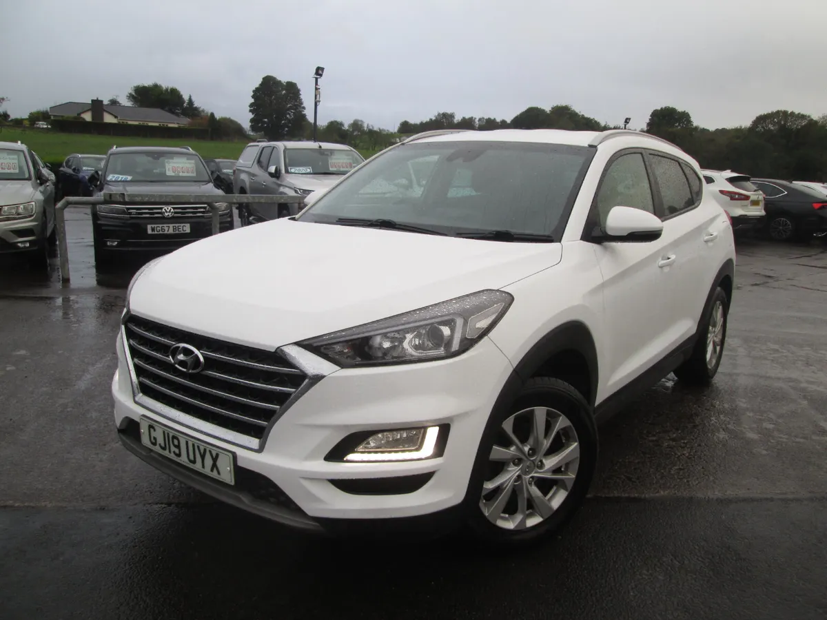 2019  HYUNDAI  TUCSON  1.6  CRDI  SE  NAV  5DR - Image 2
