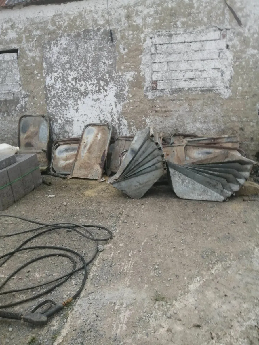 Mangers for sale