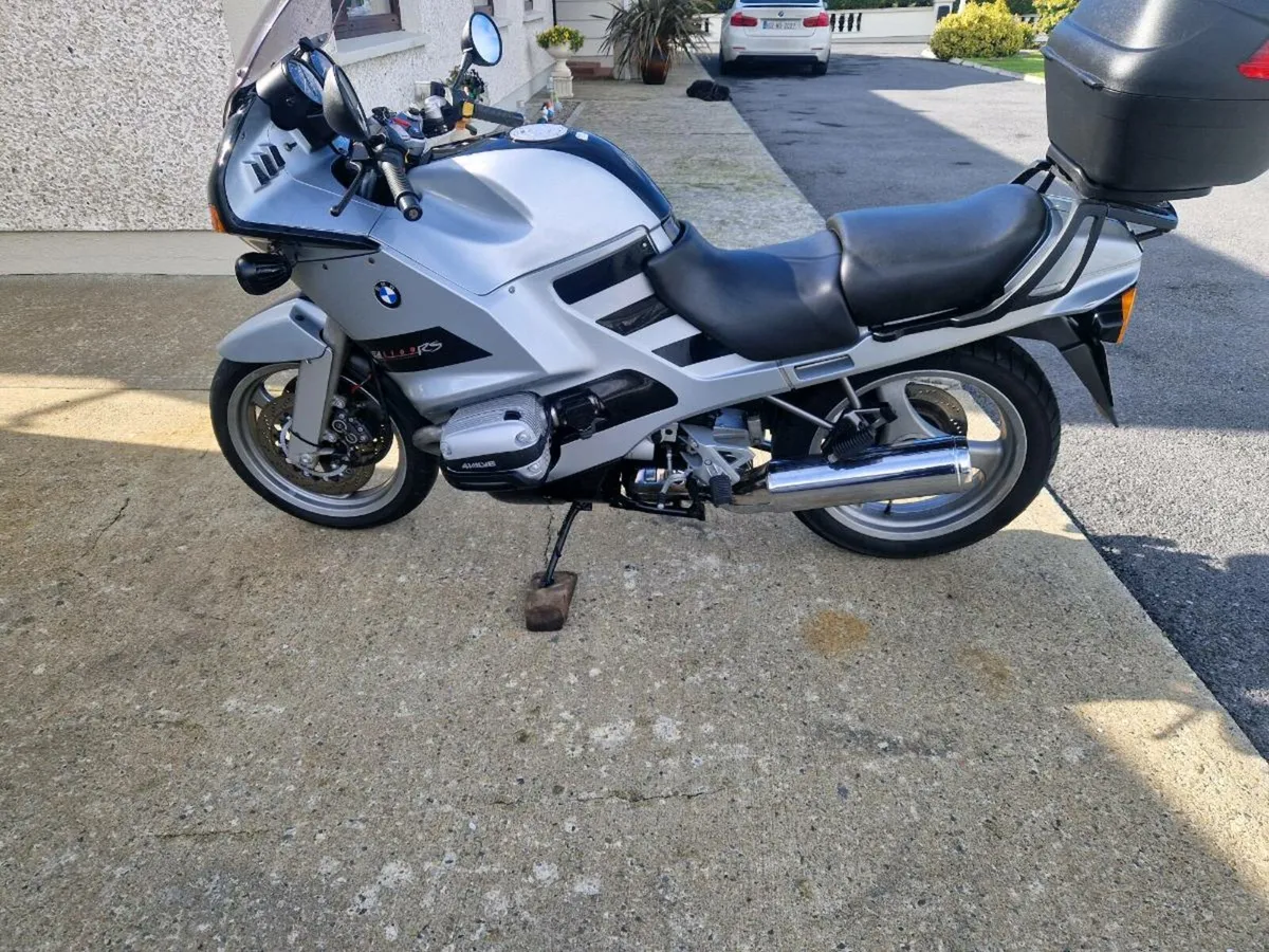 BMW R1100RS MINT - Image 2