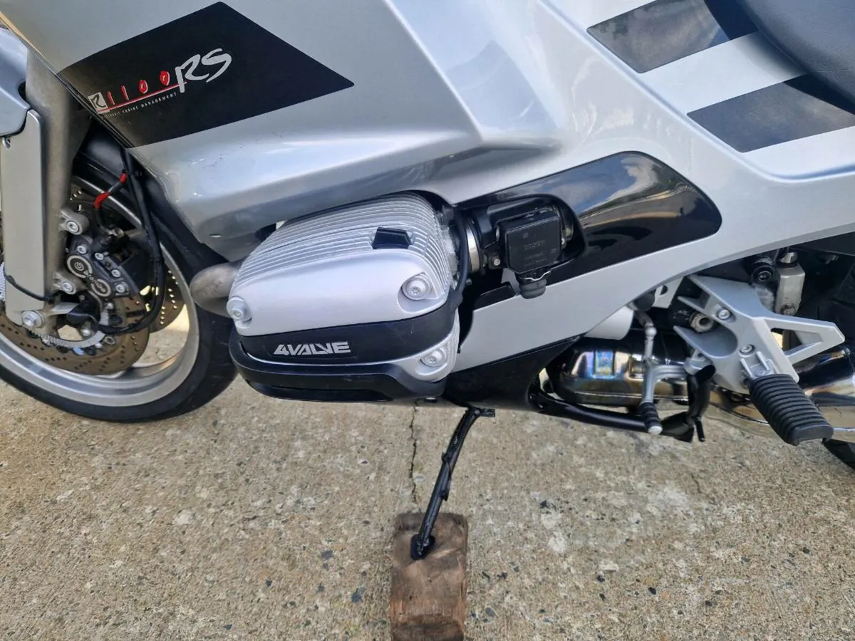 BMW R1100RS MINT - Image 3